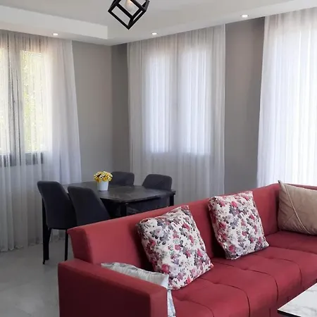 Colorful With Private Pool And Garden In Fethiye فيلة كاياكوي